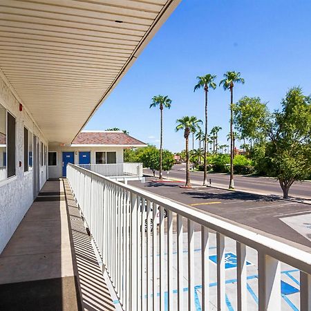 Motel 6 Mesa North Exterior photo